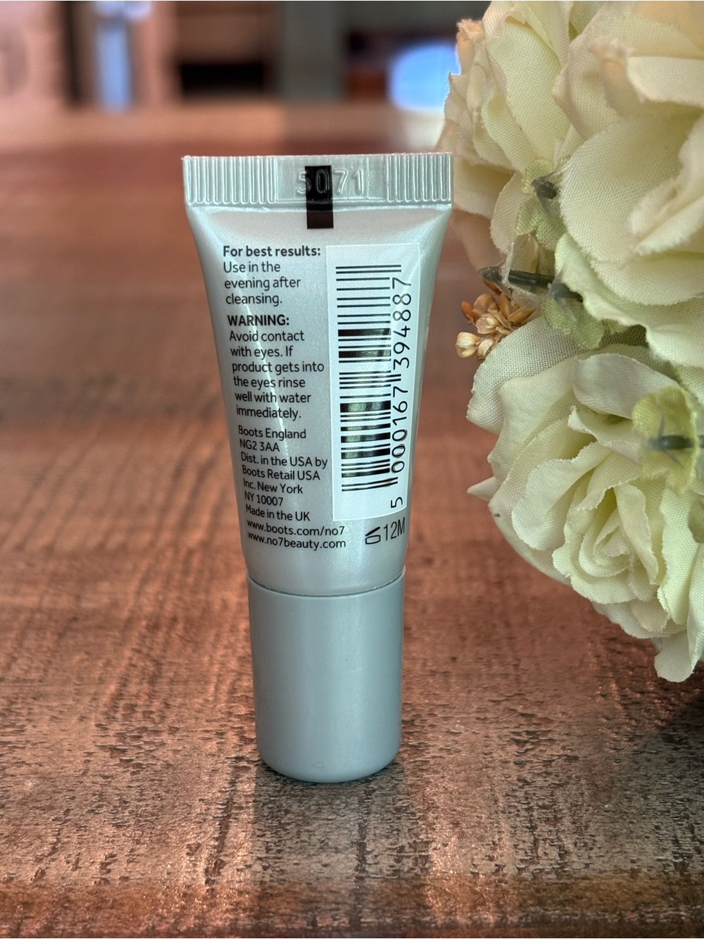 NEW No 7 FUTURE RENEW Damage Reversal NIGHT SERUM Mini + 3 DAY CREAM Samples! - Picture 3 of 5